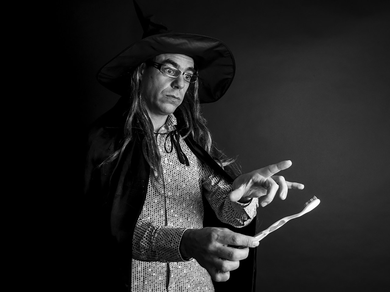 Ludo le presquedigitateur - magie tout public